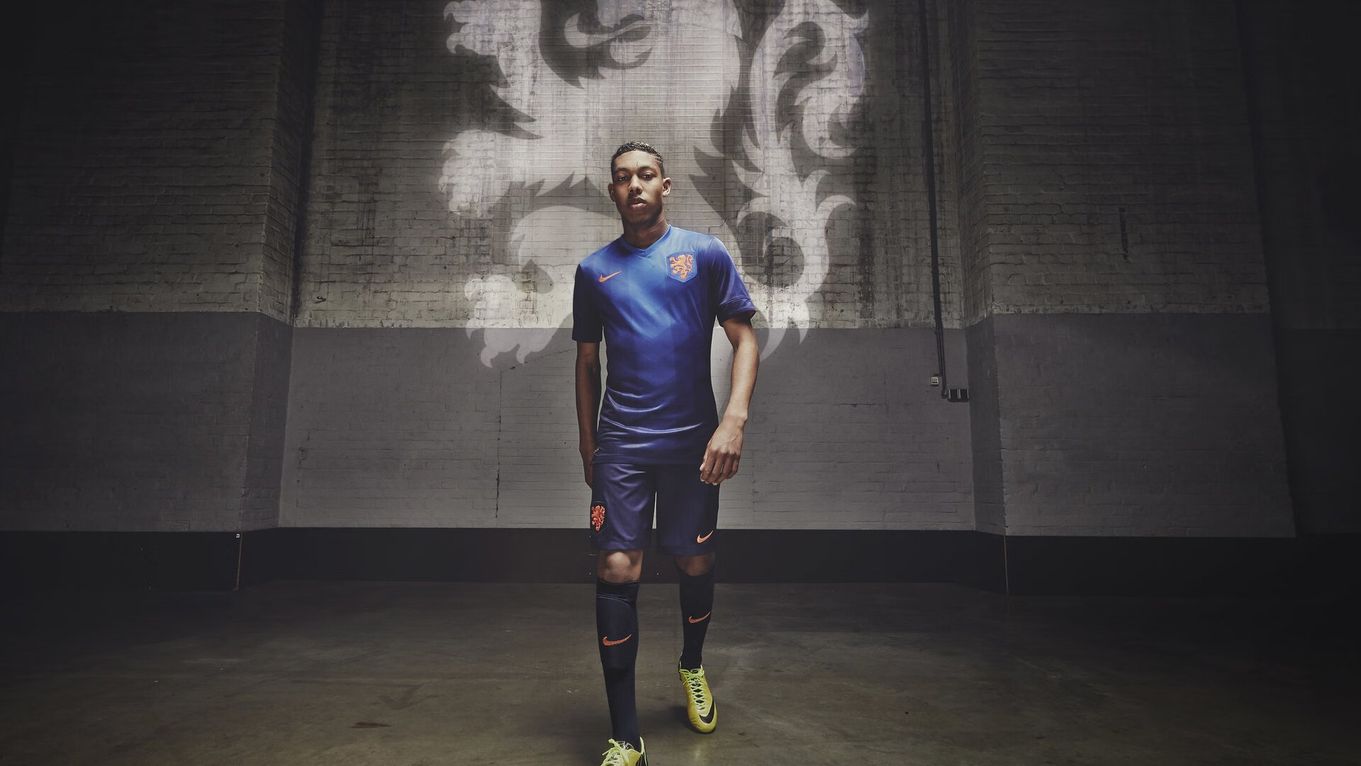 《英雄联盟》“深渊”主题新英雄曝光，技能炫酷引期待